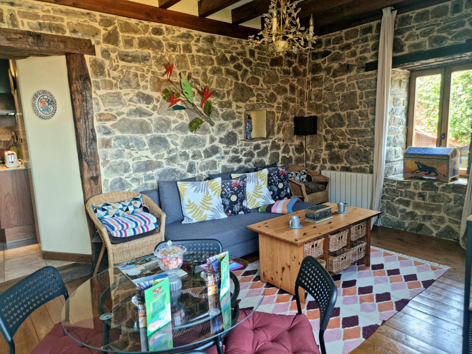 La Casa De Las Chimeneas Tudes Eksteriør bilde